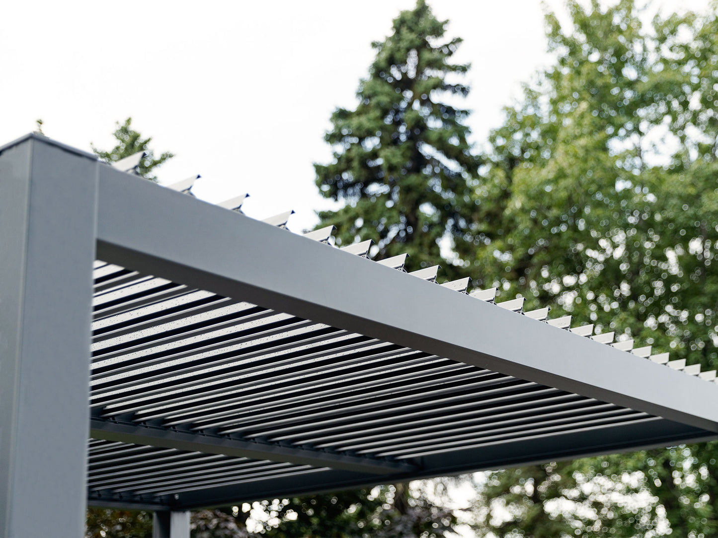 Vikos 10 x10 Aluminum stand alone Pergola